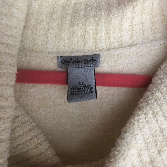 🎉Slouch-neck light sweater w/ gold shimmer! 🎉 - Picture 2 of 2